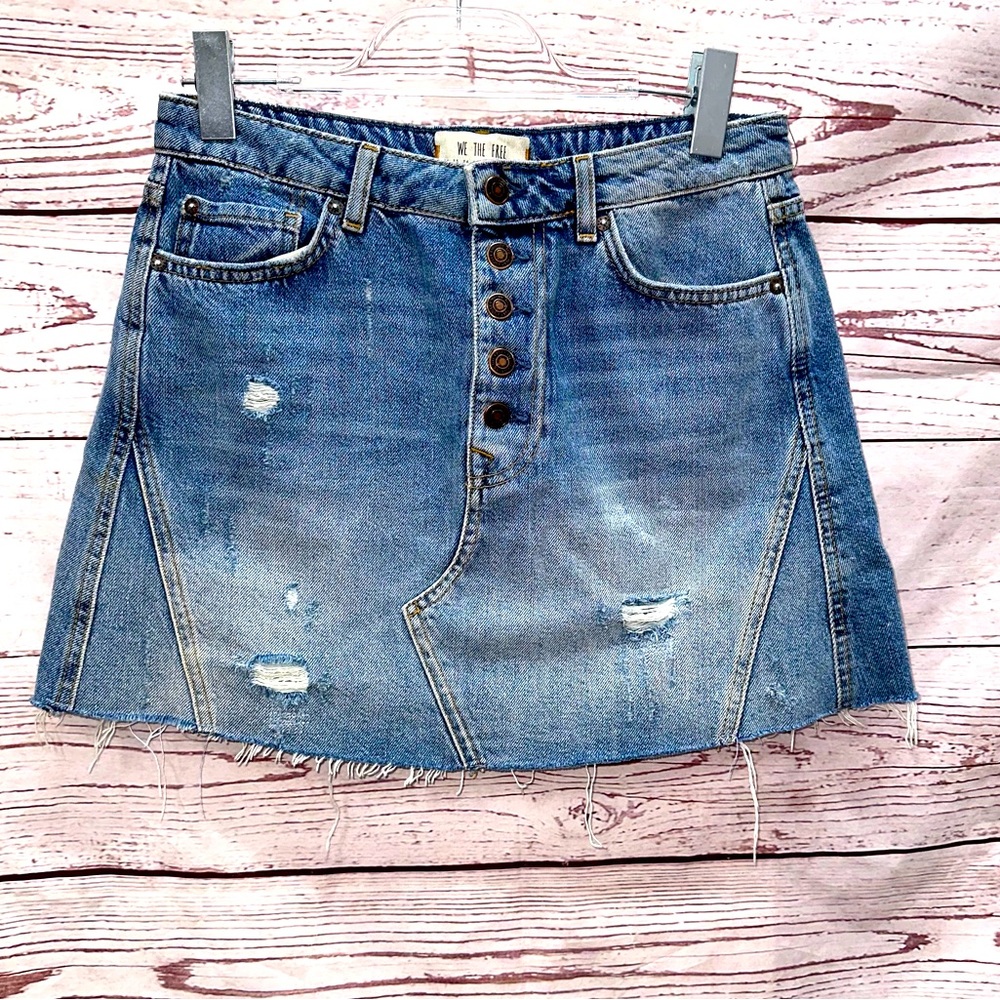 We the Free People Distressed Denim Mini Skirt A Line Light Wash Pockets Size 29